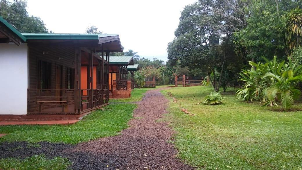 Cabanas Raices Pampeanas Puerto Iguazú Exterior foto