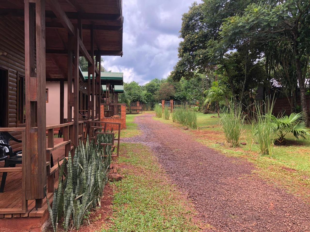 Cabanas Raices Pampeanas Puerto Iguazú Exterior foto